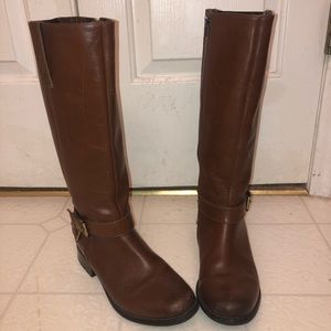 Clarks Woman’s Tall Boots Size 7.5